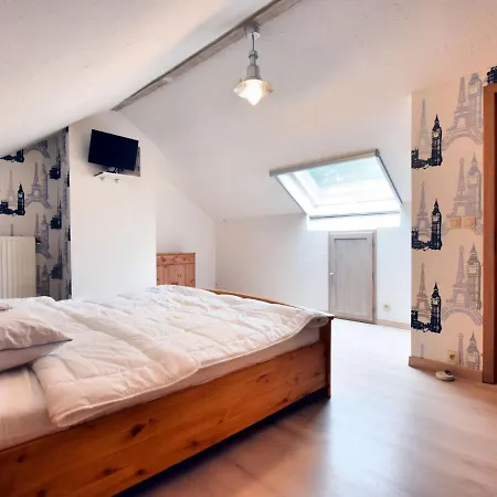 In St Vith With Terrace 펜션 Heuem