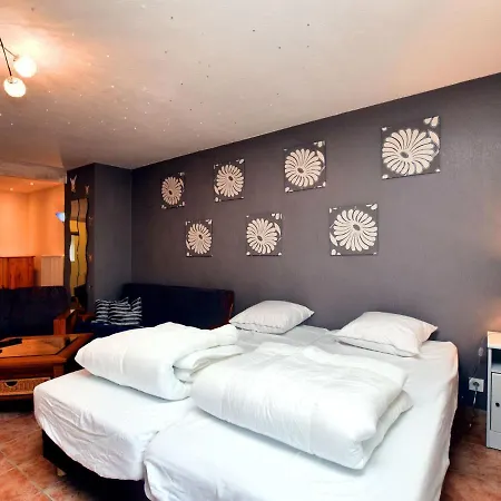 펜션 In St Vith With Terrace *